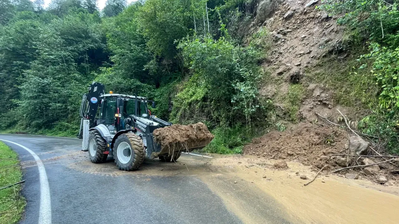 Trabzon Felaketin Eşiğinden Döndü! Kimse Hazırlıklı Değildi!