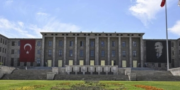 tbmm-sinavla-sozlesmeli-bilisim-personeli-alacak